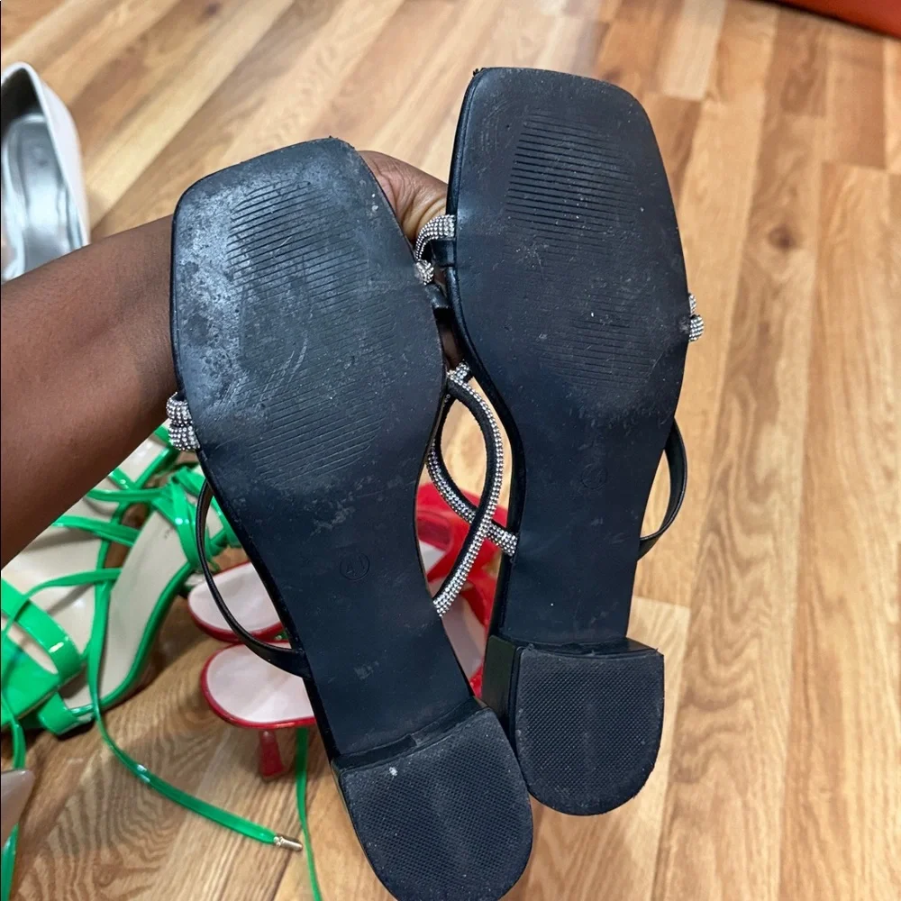 3 pairs of heels for $15 - Picture 12 of 12